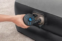 Bestway luftmadrass m/innebygd pumpe 191 x 97 cm