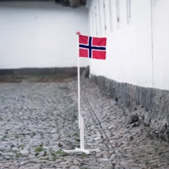 Flaggstang med norsk flagg 1,6 meter