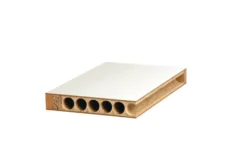 Stabil hvitmalt dør - 72,5 x 204 cm