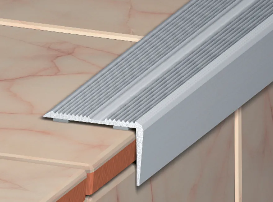 Trappekantlist aluminium 26 x 42 mm x 0,9 m